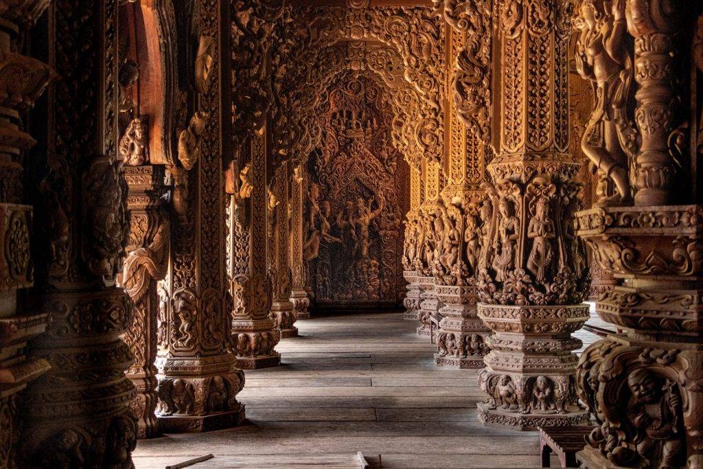 The Sanctuary of Truth wooden temple in Pattaya (2)
